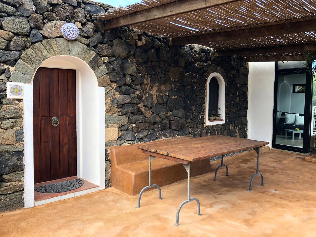 I Dammusini Di Pantelleria Vila Exterior foto